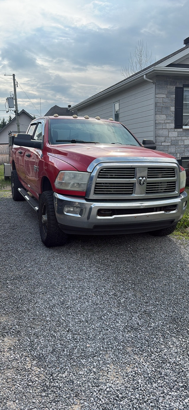 Dodge ram 2500 2012 cummins 6.7 — photo 5