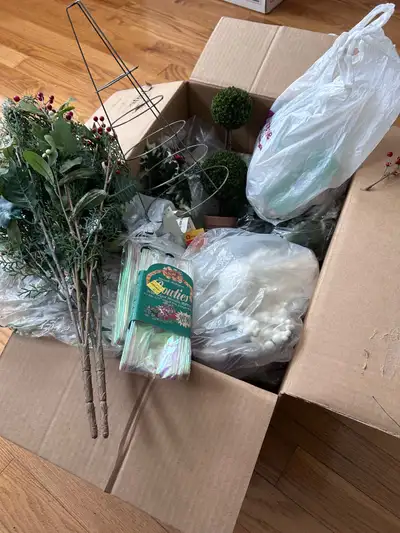 Christmas Floral Decor Box, View more
