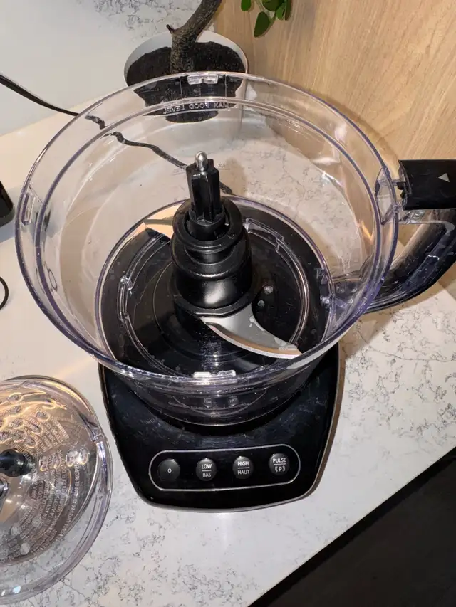 FOR SALE: BLACK+DECKER 3-in-1 8-Cup Food Processor 450W, Black in Processors, Blenders & Juicers in Cambridge - Image 4