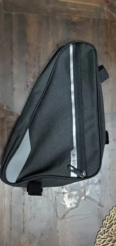 Bike Bag, Triangle Bike Frame Bag Waterproof Bike Storage in Road in City of Toronto - Image 2