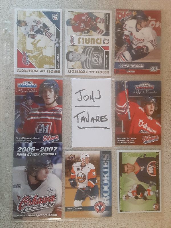 CARTES DE HOCKEY DE JOHN TAVARES ISLANDERS ET TORONTO dans Art et objets de collection  à Laval/Rive Nord - Image 2