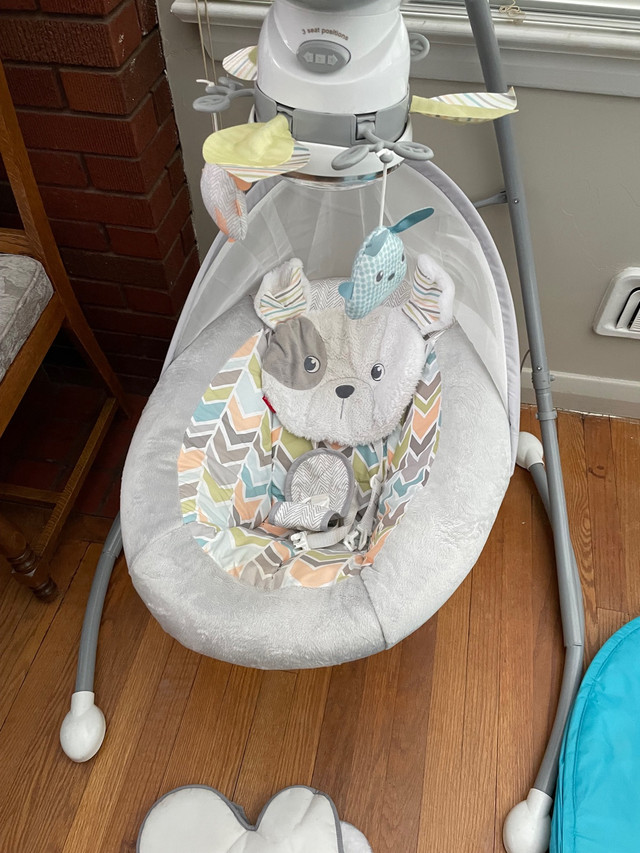 Fisher Price Baby Swing  in Playpens, Swings & Saucers in Ottawa