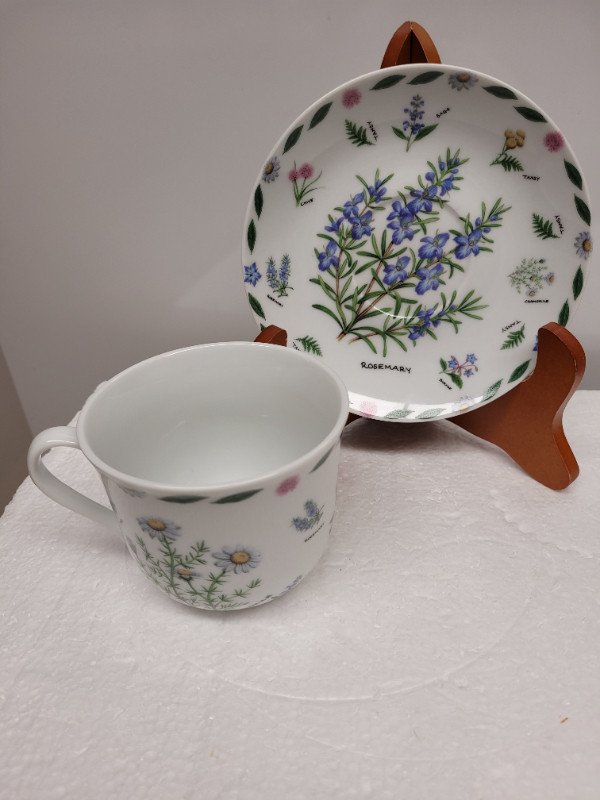 VTG Kent Pottery Large Cup & Saucer “Herbs Garden” Pattern in Arts & Collectibles in Dartmouth - Image 3
