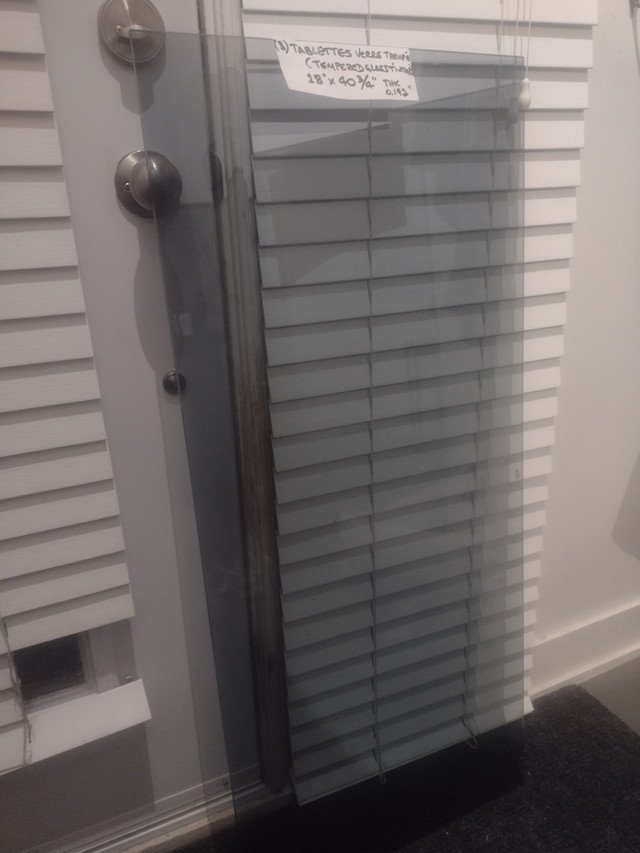 Verre trempé tinté 40-3/4"x18"x0.192" Tinted Tempered glass dans Rangement et organisation  à Laval/Rive Nord