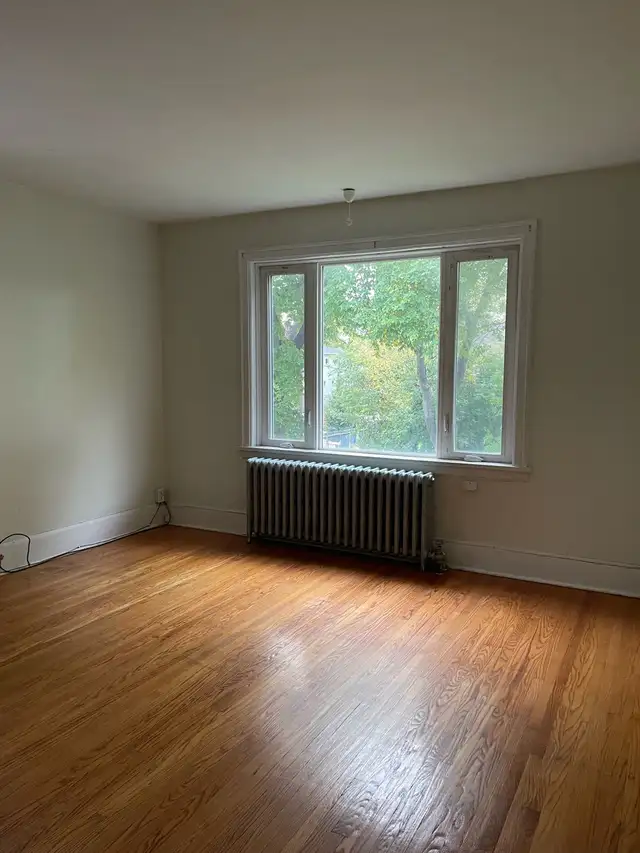 Spacious character 3 bedrooms apartment for rent | Long Term Rentals ...