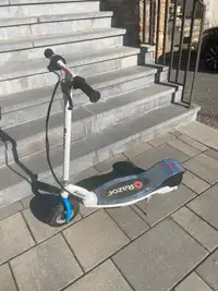 Electric scooter《Razor E300》
