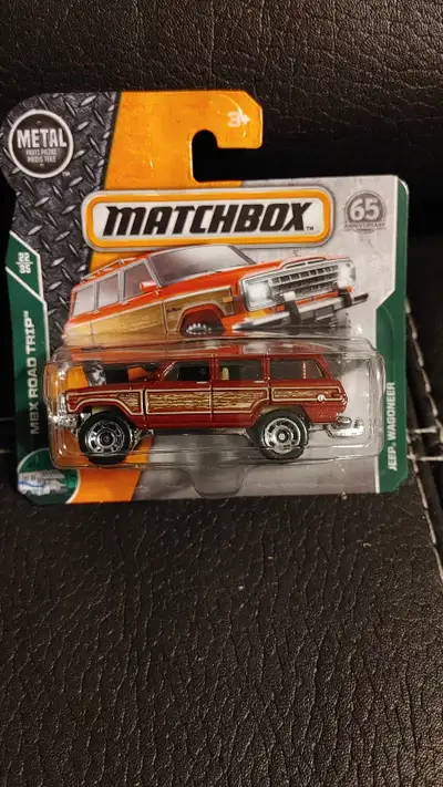 Red Jeep Wagoneer: 2018 MBX Road Trip 22/35 Short Card, View more