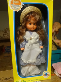 Doll VICKI  18inch MIB dressed as old fashioned, Regal Toy 1970s