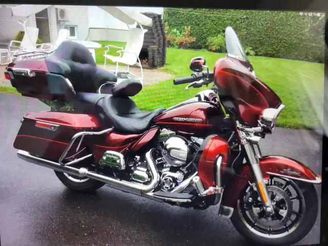 Harley Davidson Electra Glide Limited 2016 in Touring in Shawinigan - Image 2