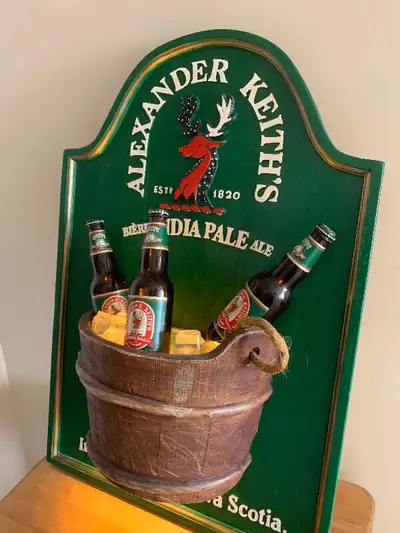 Vintage Alexander Keith light up 3 beers in a bucket Mint Beautiful, very rare item, Alexander Keith...