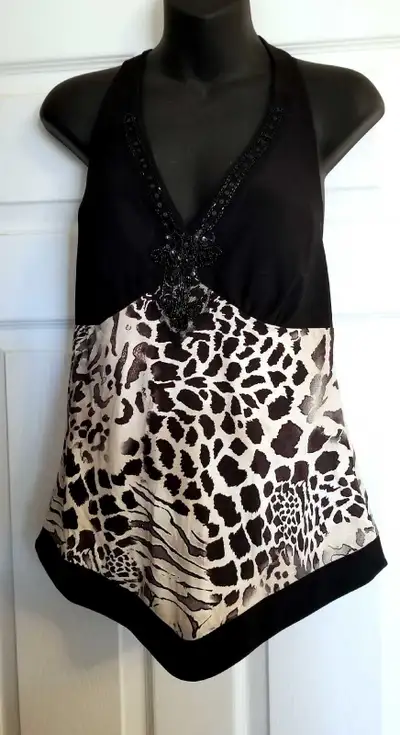 Designer Top Frank Lyman Halter New Size 8 Was $85, View more