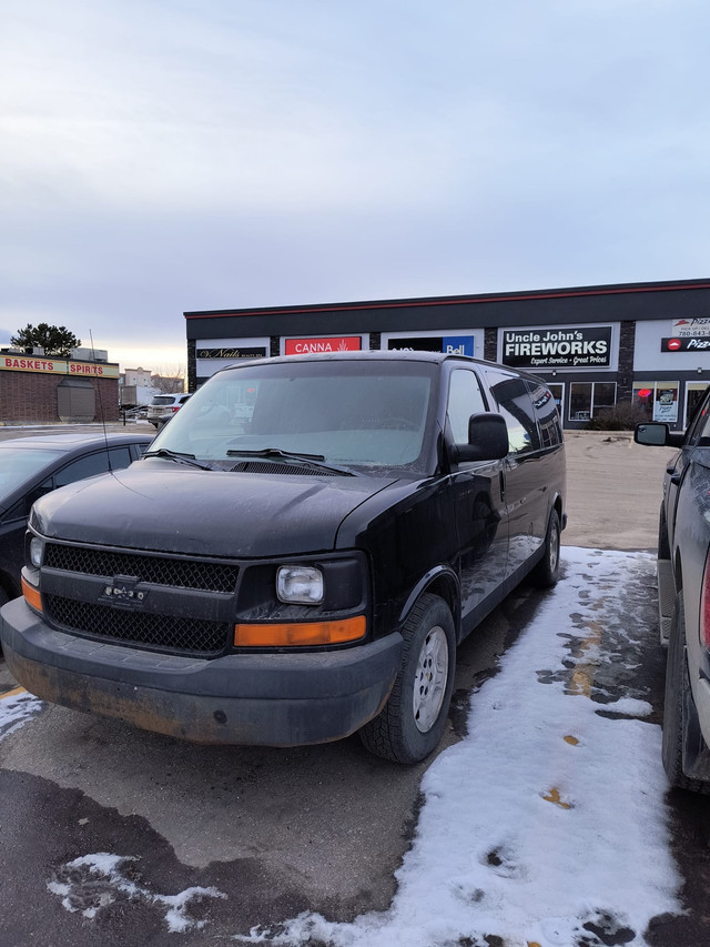 Chevrolet express 1500  in Cars & Trucks in Edmonton - Image 3