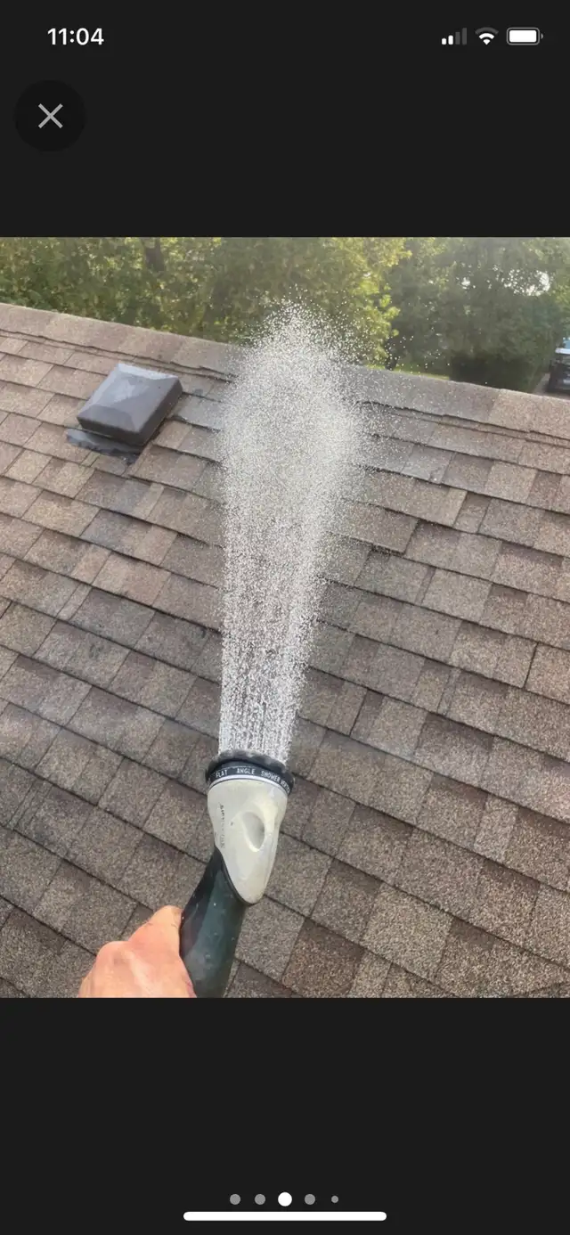JOURNEYMAN ROOFER FIXING LEAKS & DOING REPAIRS.. 204-390-7690538448412217200646