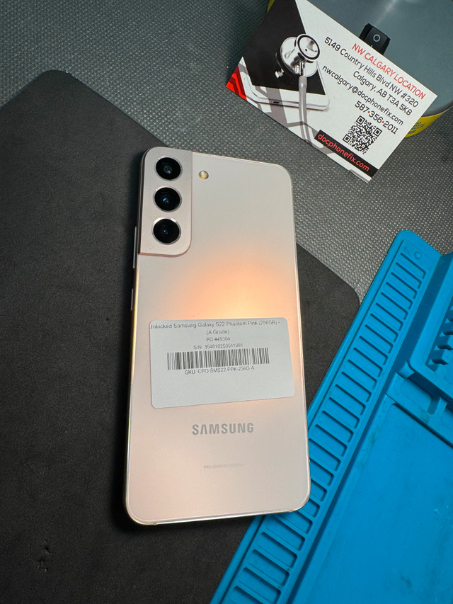 Unlocked Samsung s22 $399 with 1 year warranty in Cell Phones in Calgary - Image 2