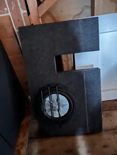 Came out of a 2007 Dodge ram but may fit others