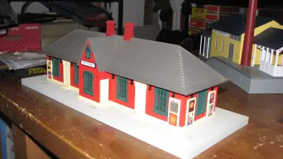 MTH O Scale Passenger Station, View more