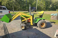 Sub compact tractor loader