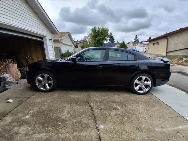 2011 Dodge Charger565626305365288965