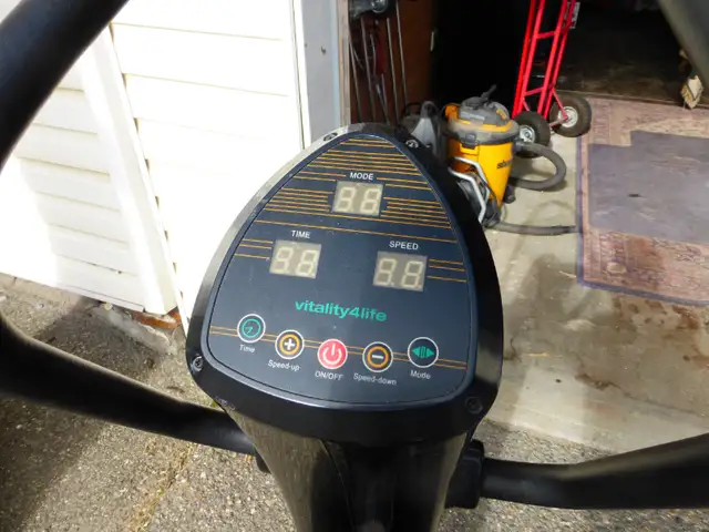 Vibration Plate Exercise Machines in Exercise Equipment in Vernon - Image 6