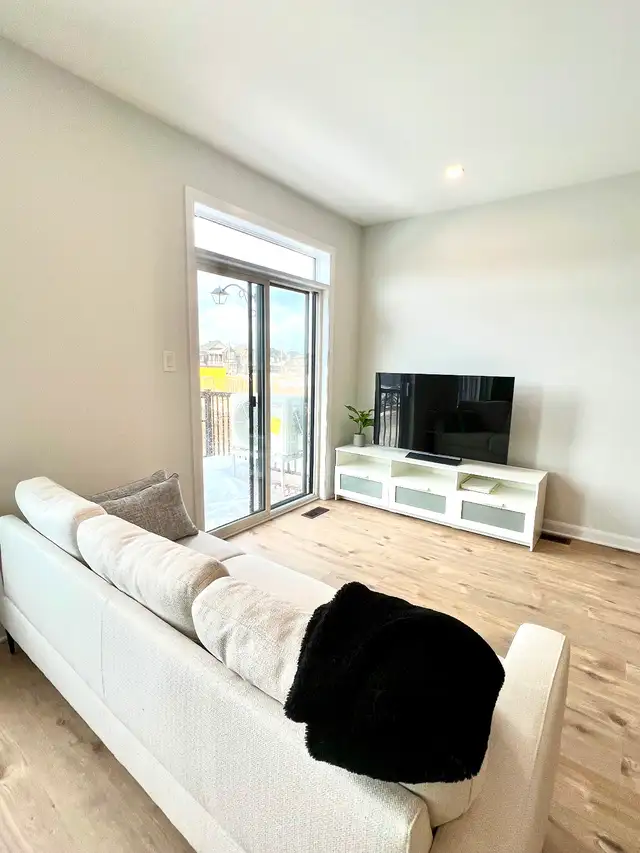 Room for rent in Kanata North in Room Rentals & Roommates in Ottawa - Image 6
