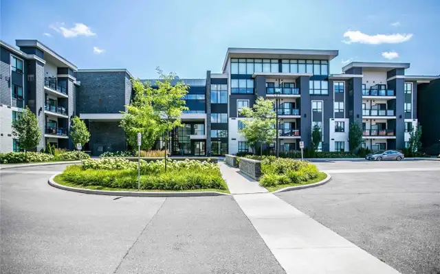 2 Bedrooms 2 Bathrooms 2 Parking 