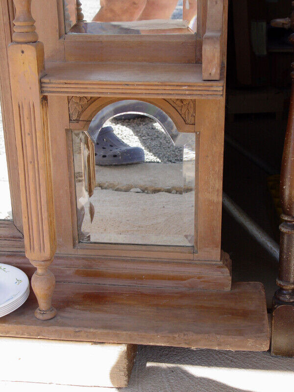 Large Antique Sideboard Mirror: Victorian to early 1900's in Arts & Collectibles in St. Catharines - Image 4