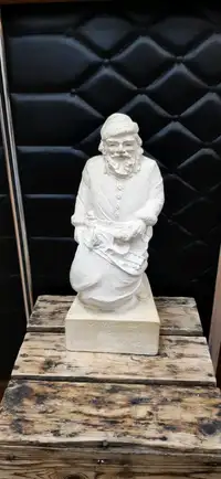 Vintage chalkware Santa Claus statue