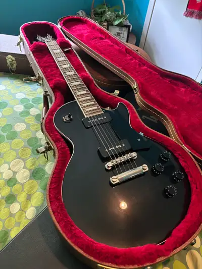Up for grabs: a 2018 Gibson Les Paul Classic in sleek black, loaded with sweet-sounding P90 pickups...