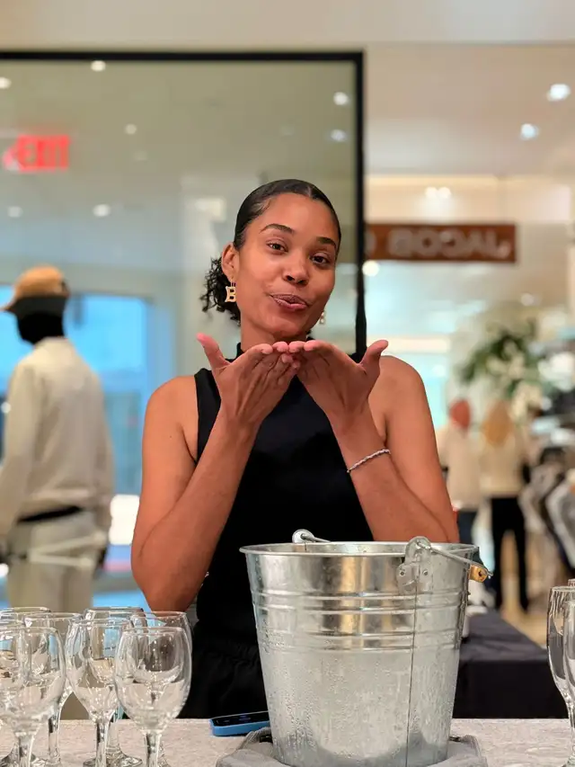  Bartenders & Mixologists for Hire — Corporate & Private Event