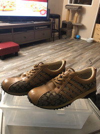 Brown unique shoes