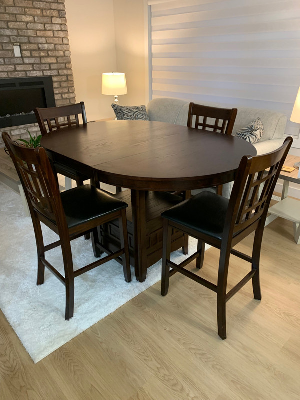 Dena 5-Piece Dining Package (the Brick) in Dining Tables & Sets in Edmonton - Image 4