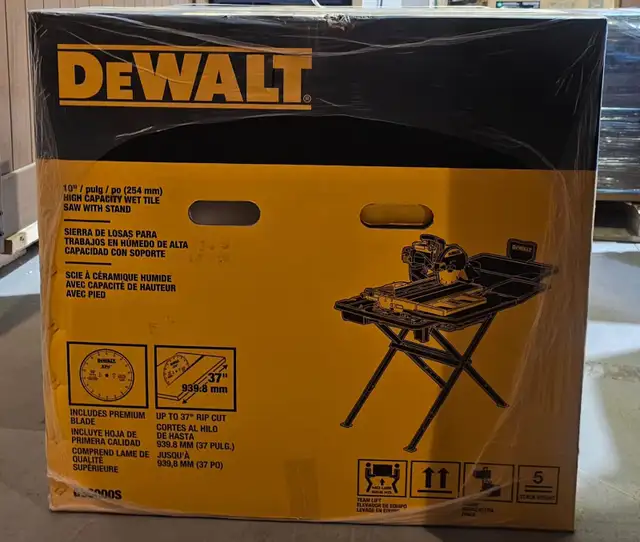 BRAND NEW BOXED DEWALT10” High Capacity Wet Tile Saw With Stand in Power Tools in Oakville / Halton Region - Image 8