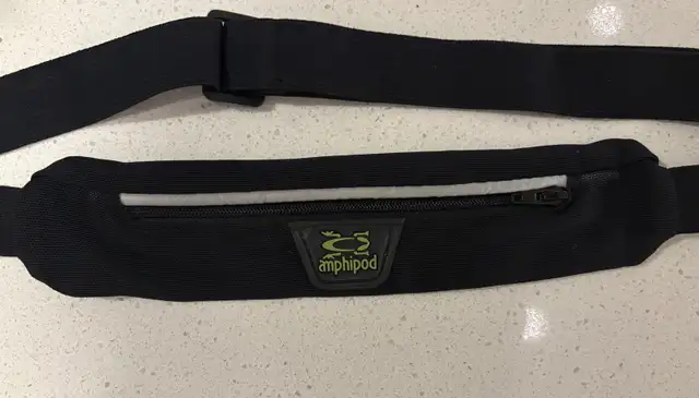 Running Belt - Amphipod Brand in Other in Saskatoon - Image 2