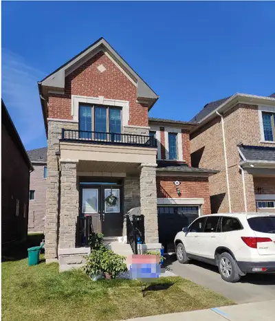 4 beds, 3 baths. New luxury detached energy star geo-exchange sustainable smart home with lots of na...