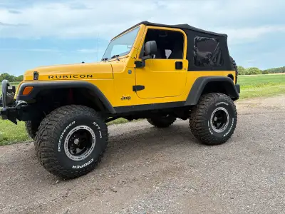 You don’t find many this nice. Running a 4” lift on 35’s. 162,000km and runs like a top. I bought th...