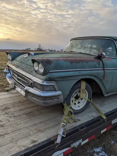 1958 ford rolling body no engine, fix up or for parts, the front end has been removed, interior has...
