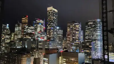 Toronto Downtown Core Condo 2B2B