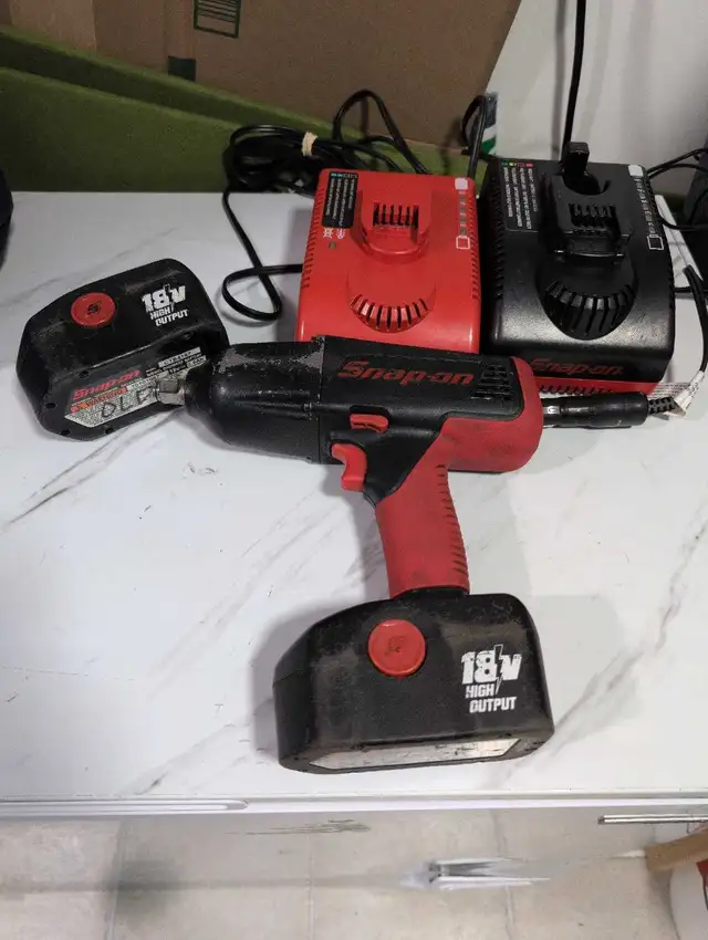 snap on 1/2" impact wrench kit in Power Tools in City of Toronto - Image 3