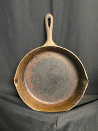 Cast Iron Pan 10”