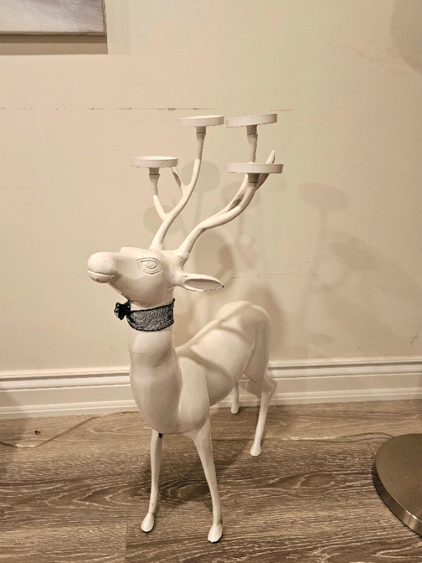 Decorative Floor Reindeer Candle Holder in Home Décor & Accents in Markham / York Region - Image 4