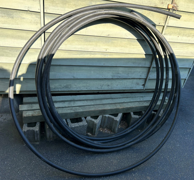 1-1/4" PE (polyethylene) Service Tubing x 70' in Plumbing, Sinks, Toilets & Showers in North Shore - Image 2