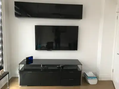 besta unit one shown on top in picture