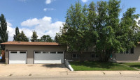 Pending - Beautiful Fully Finished 4-Level Split Home in Leduc