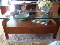 BEAUTIFUL COFFEE TABLE WITH HEAVY GLASS TOP AND DRAWER