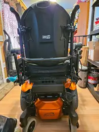 Quickie QM-710 Mobility Chair. Wheel Chair Power Chair