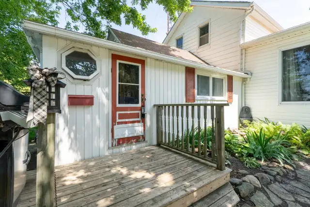 Fantastic Well Maintained Country Home! in Houses for Sale in Chatham-Kent - Image 26