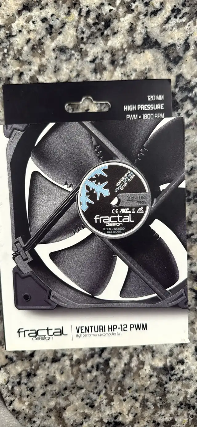 FRACTAL DESIGN Venturi HP-12 120MM PWM Cooling Fan in System Components in Markham / York Region - Image 2