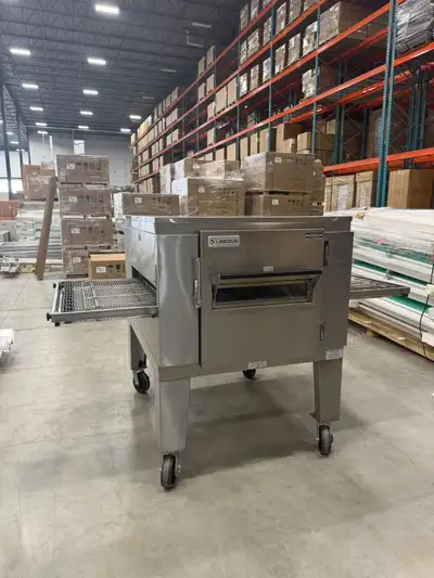 Lincoln 3240 Natural Gas Conveyor Pizza Oven-Brand New Demo Unit, View more