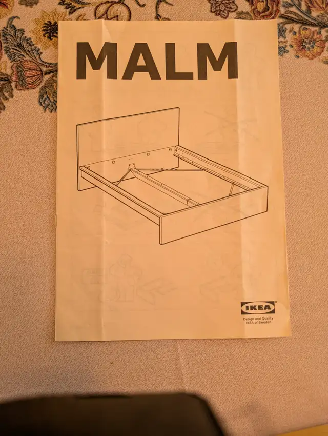 Base de lit Queen et matelas  IKEA in Beds & Mattresses in Longueuil / South Shore - Image 6