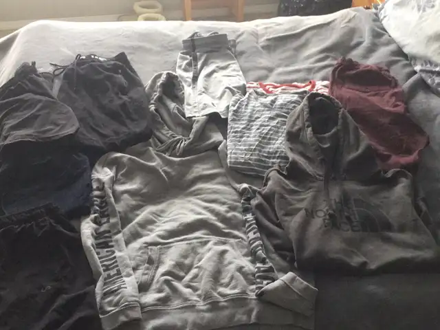 Men’s Medium Clothing Lot